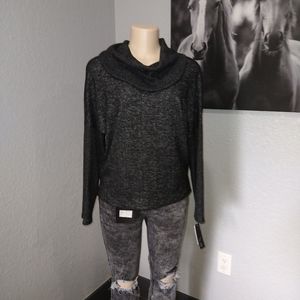 Long sleeves sweater shirt